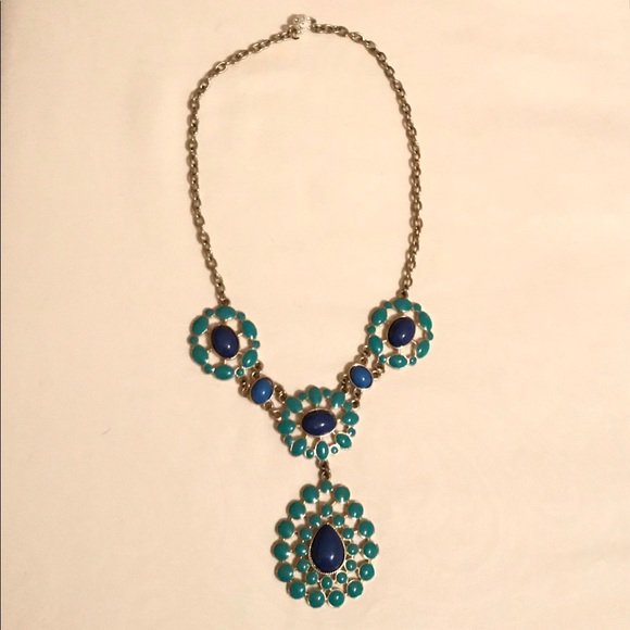 Beautiful Necklace with magnetic clasp!! - Picture 2 of 4